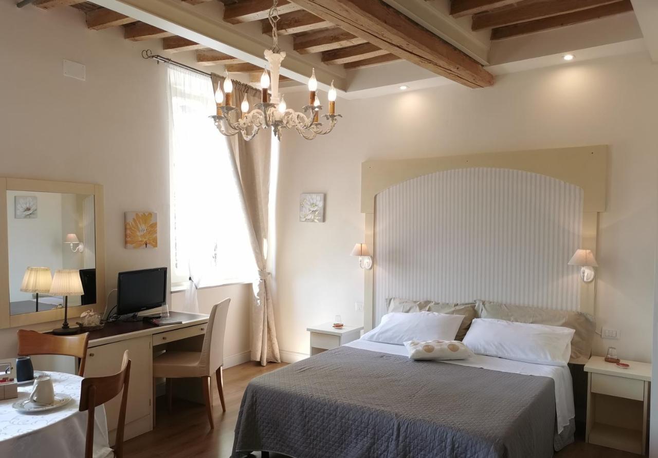 Ariediparma - Rooms&Apartments Ngoại thất bức ảnh